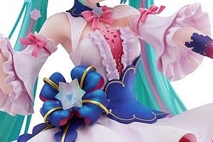 初音ミクさん、もう公式でもスケベ